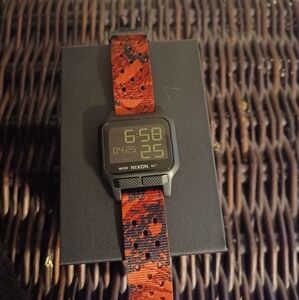 Nixon "The Heat" watch